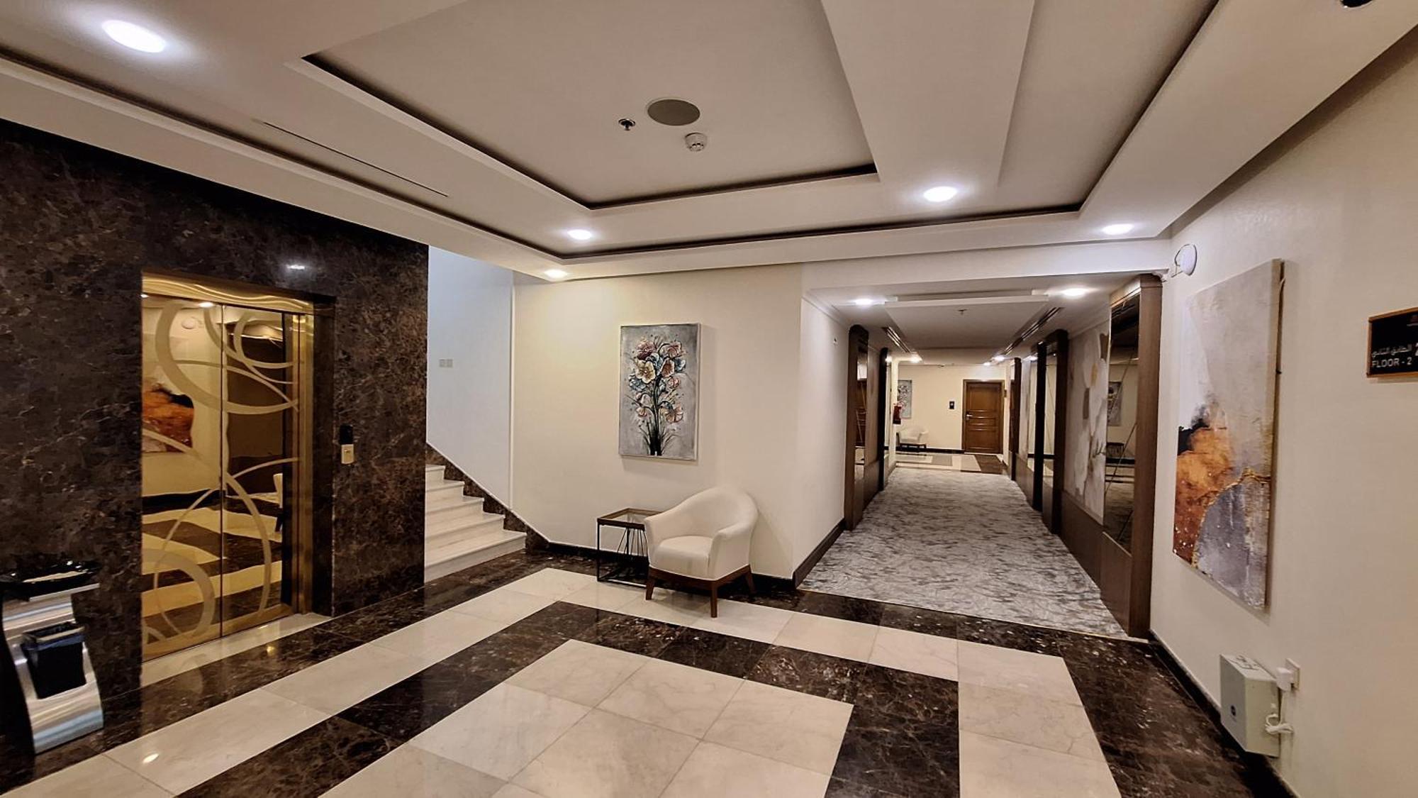 Tulip Plaza By Lpc Hotels & Resorts Hafar Al-Batin Ngoại thất bức ảnh